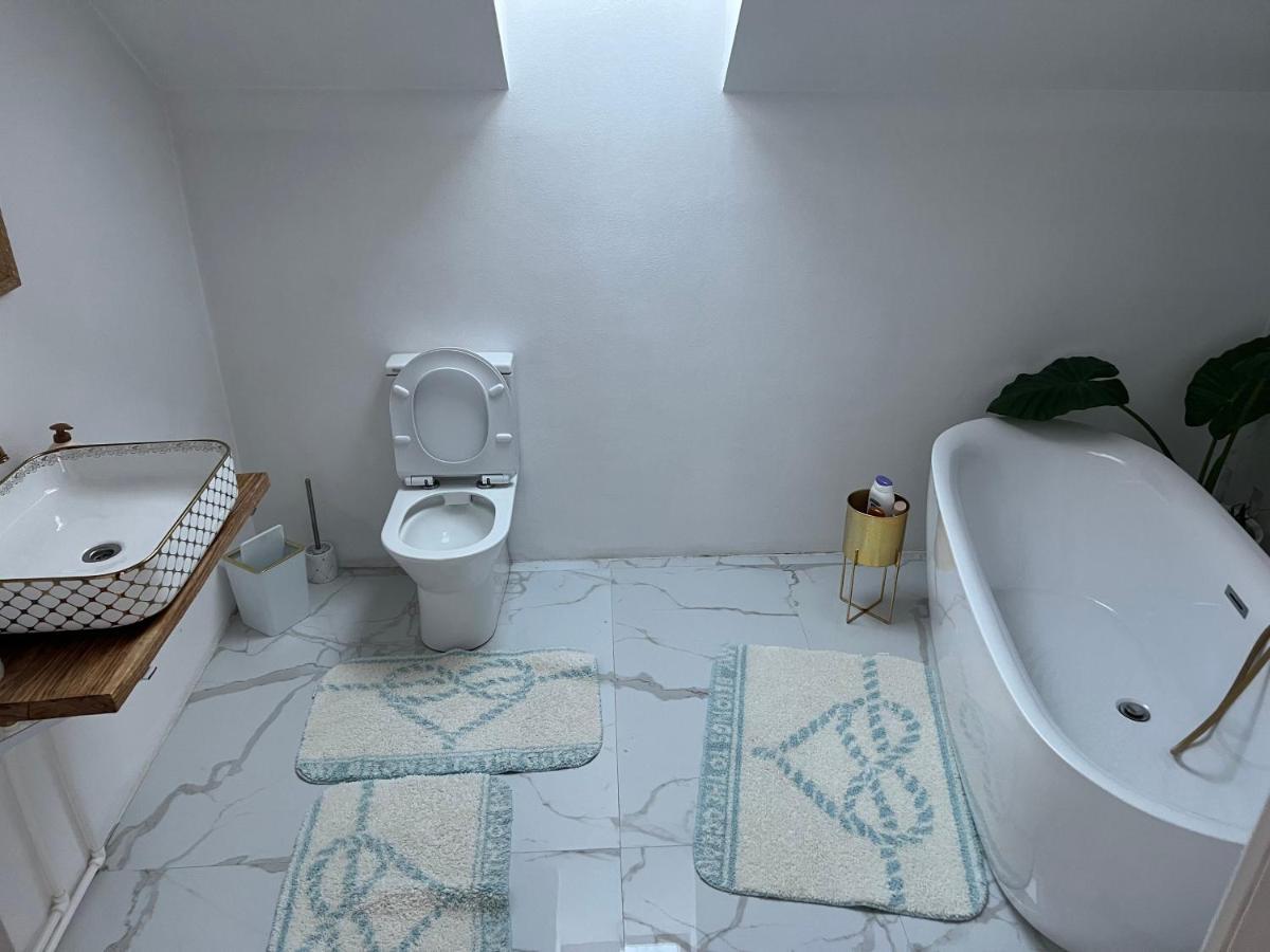 Gladna Montana Casa Deaヴィラ エクステリア 写真
